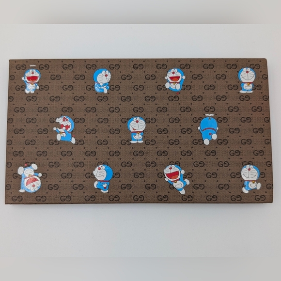 Gucci x Doraemon Memo Pad New - Picture 1 of 5